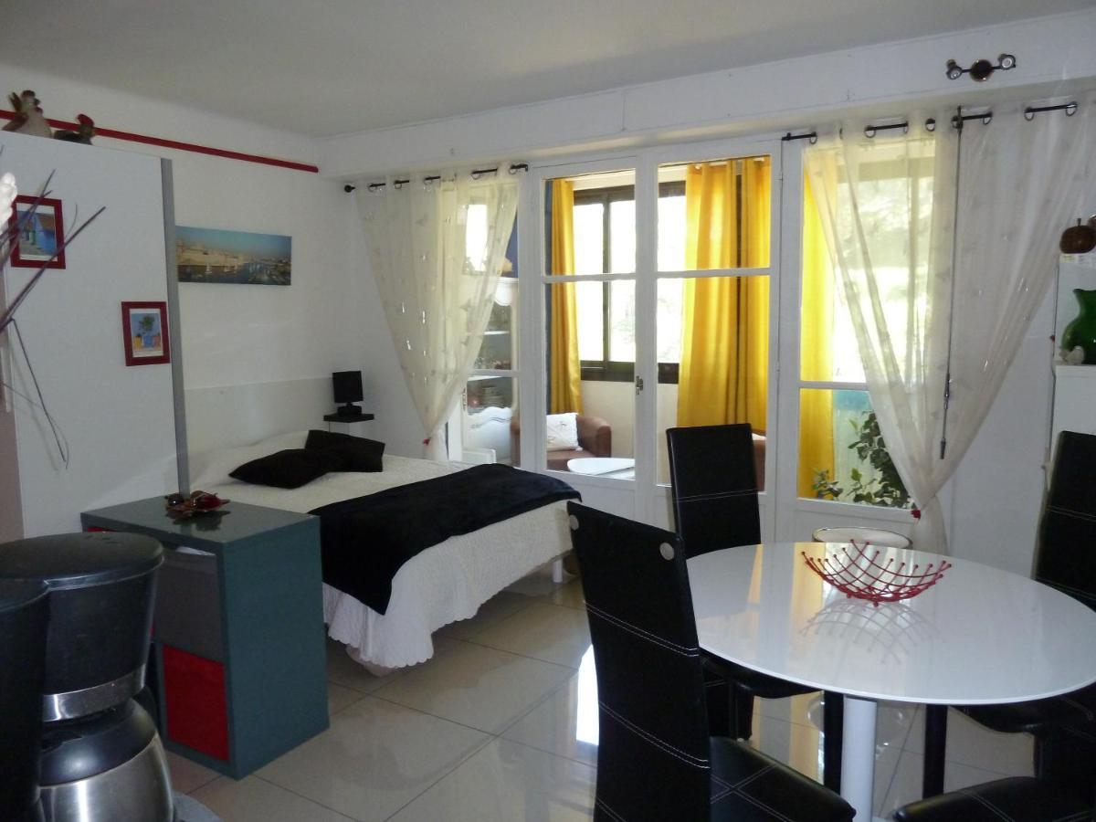 Appartement studio Mélisse à Carnoux-en-Provence Extérieur photo